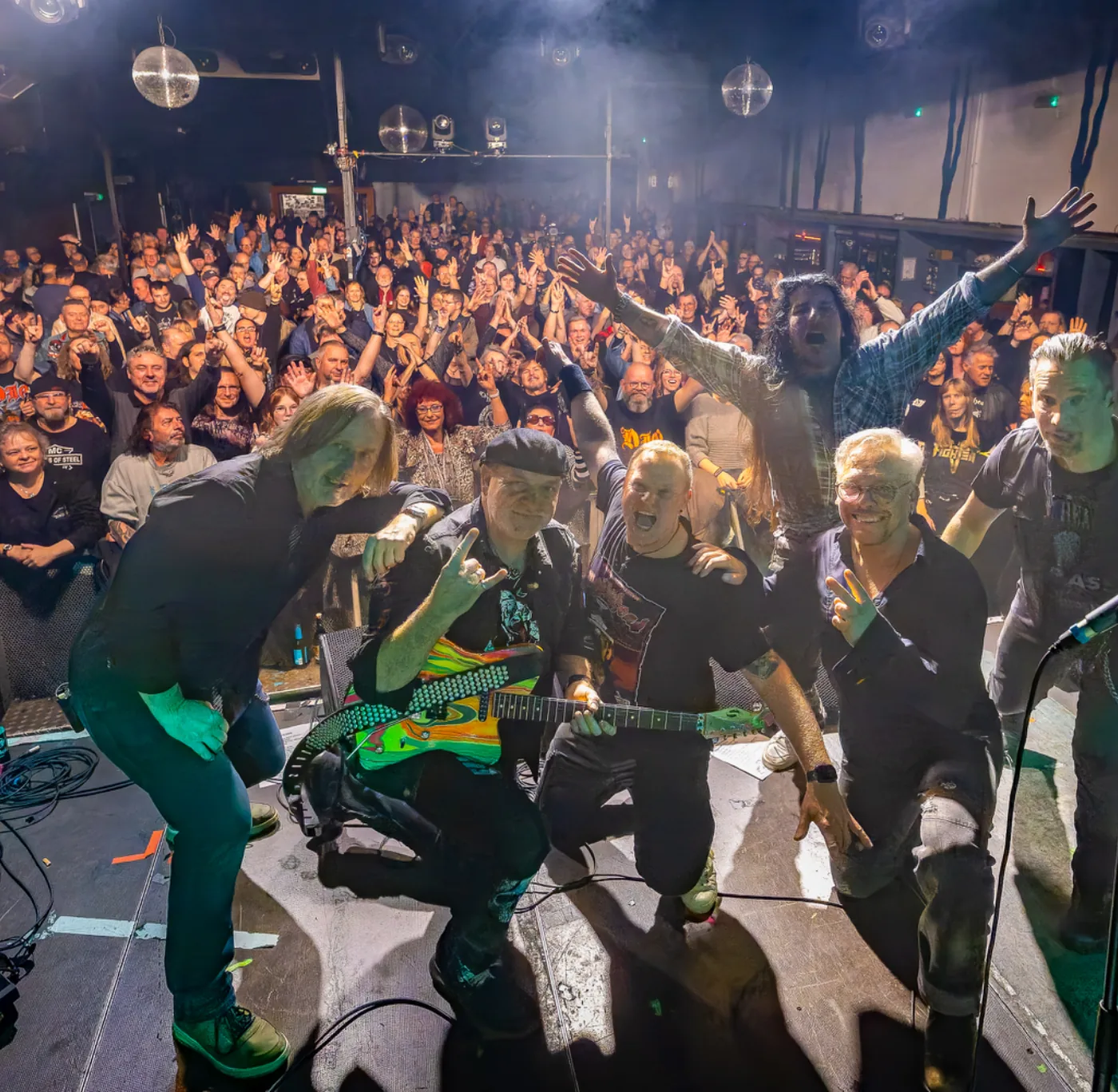 CoverSnake live